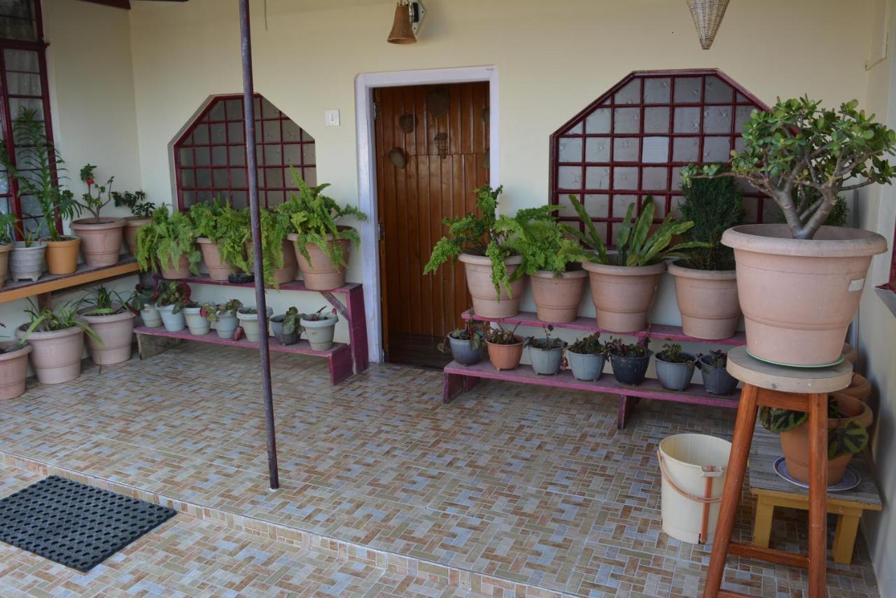 Guest house Dew Drop In Shillong