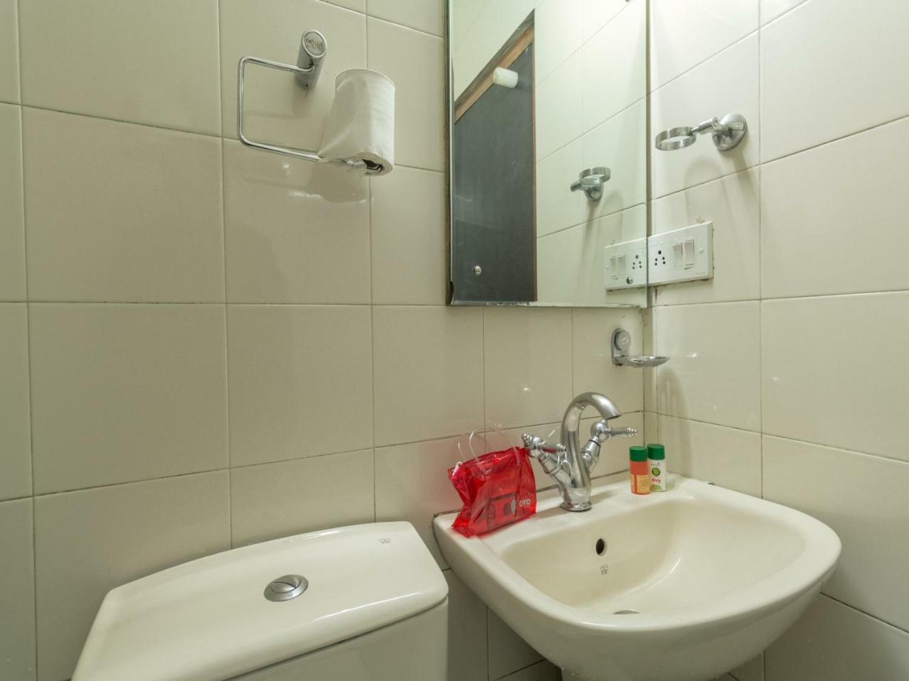 Hotel Oyo 3624 Eden Residency *