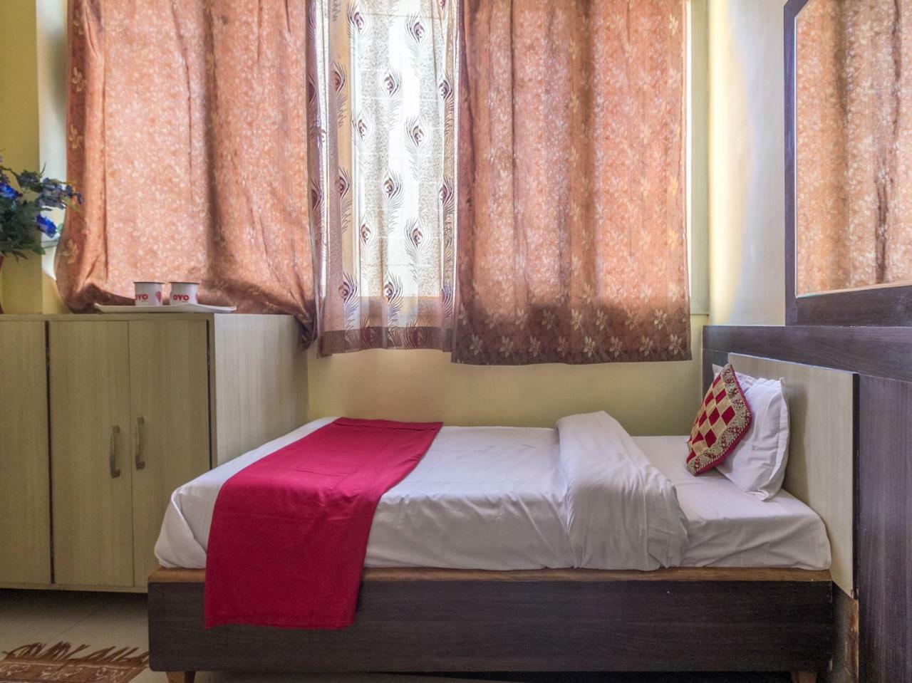 Hotel Oyo 3624 Eden Residency Shillong