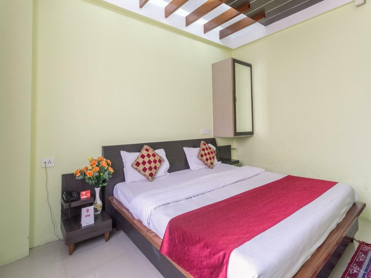 Oyo 3624 Eden Residency Hotel