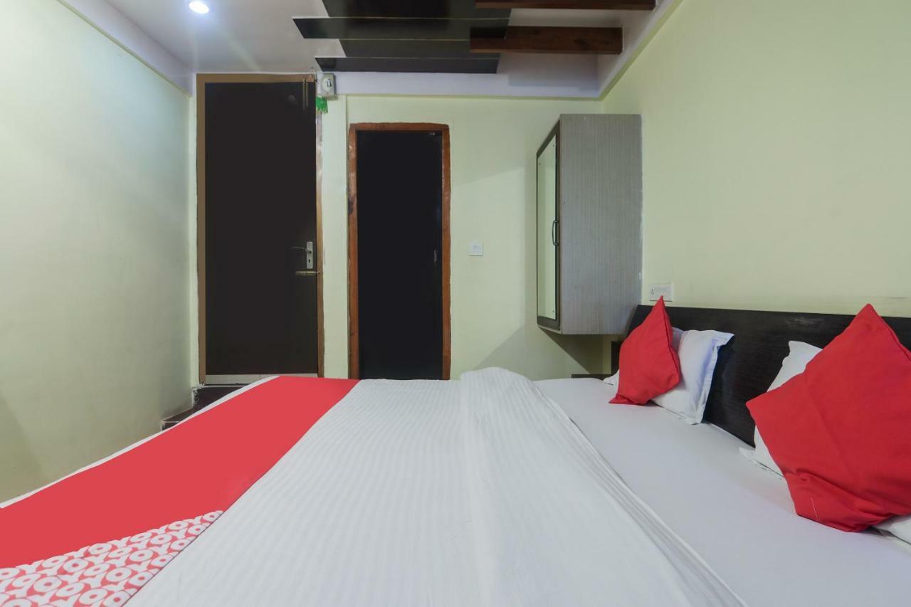 Hotel Oyo 3624 Eden Residency *