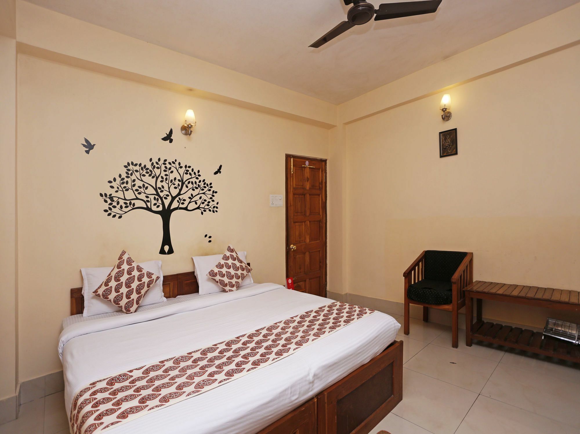 Hotel Oyo 2402 Highwinds 3*