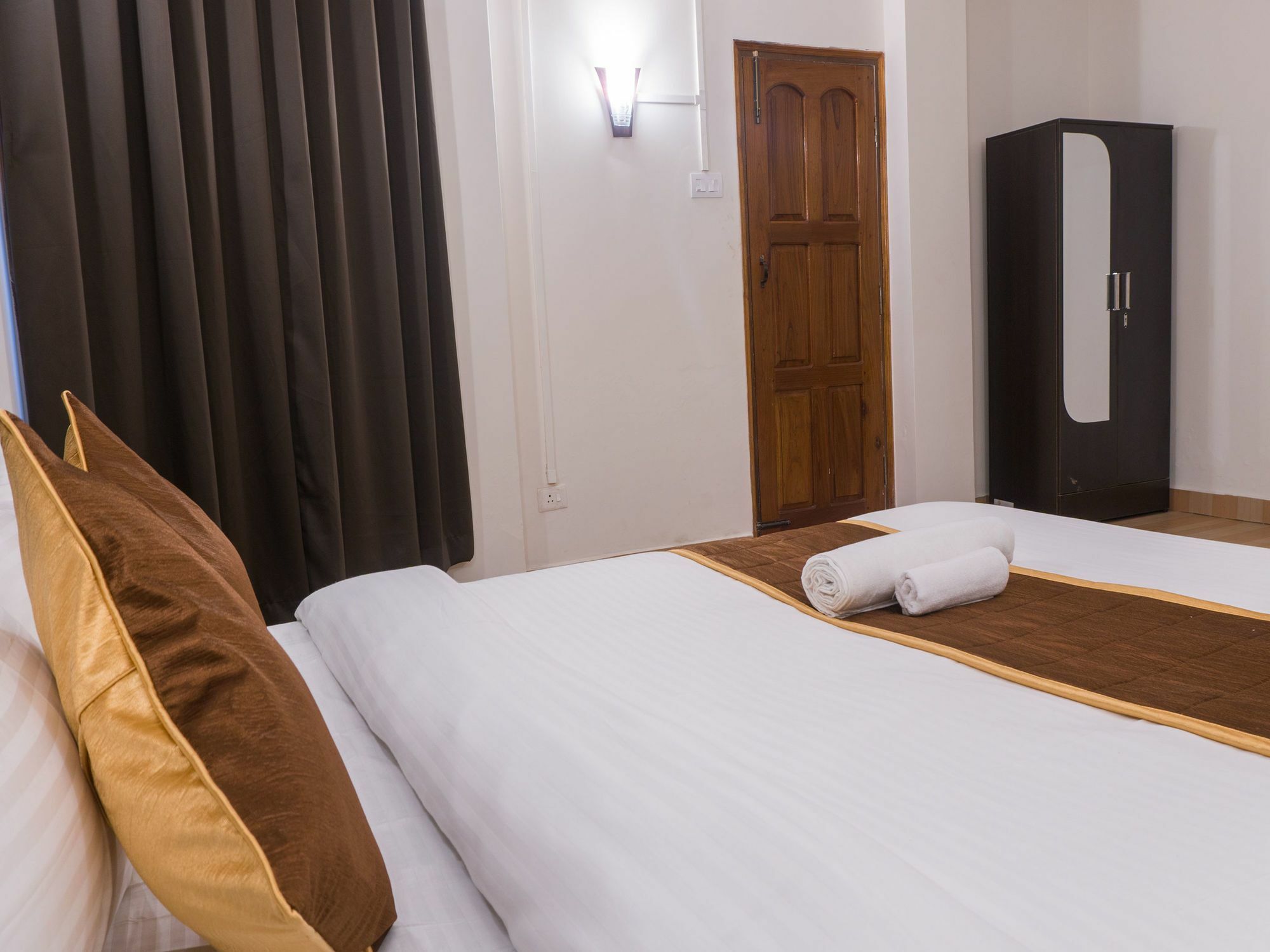 Hotel Oyo 11853 Pumpkin Dhankheti Shillong