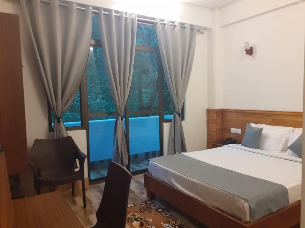 Hotel Royal View