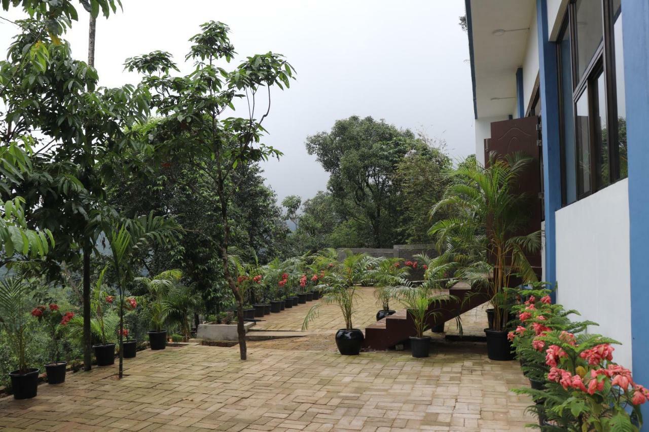 Hotel Royal View
