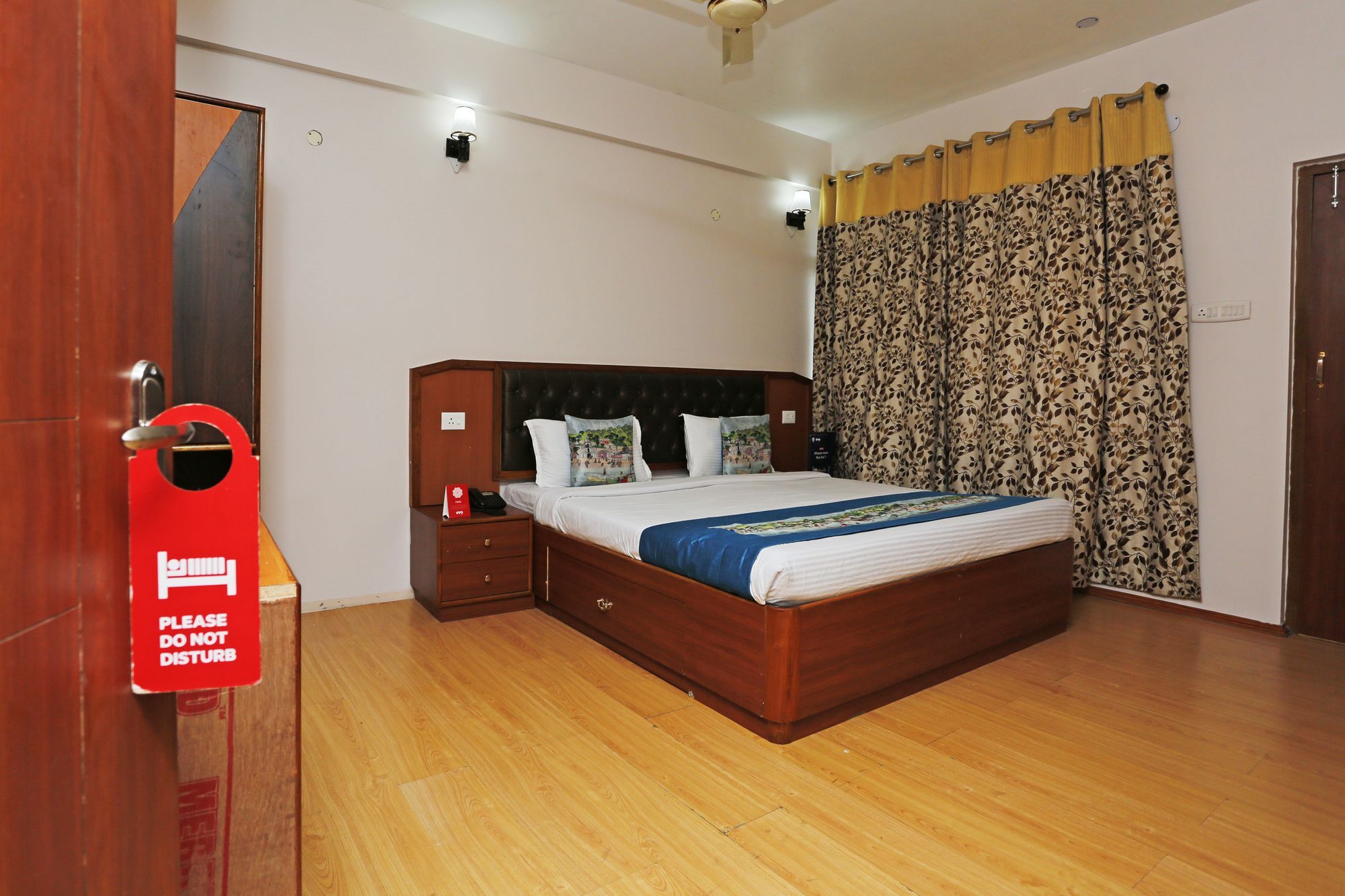 Oyo 044 Times Rilbong 3* Shillong
