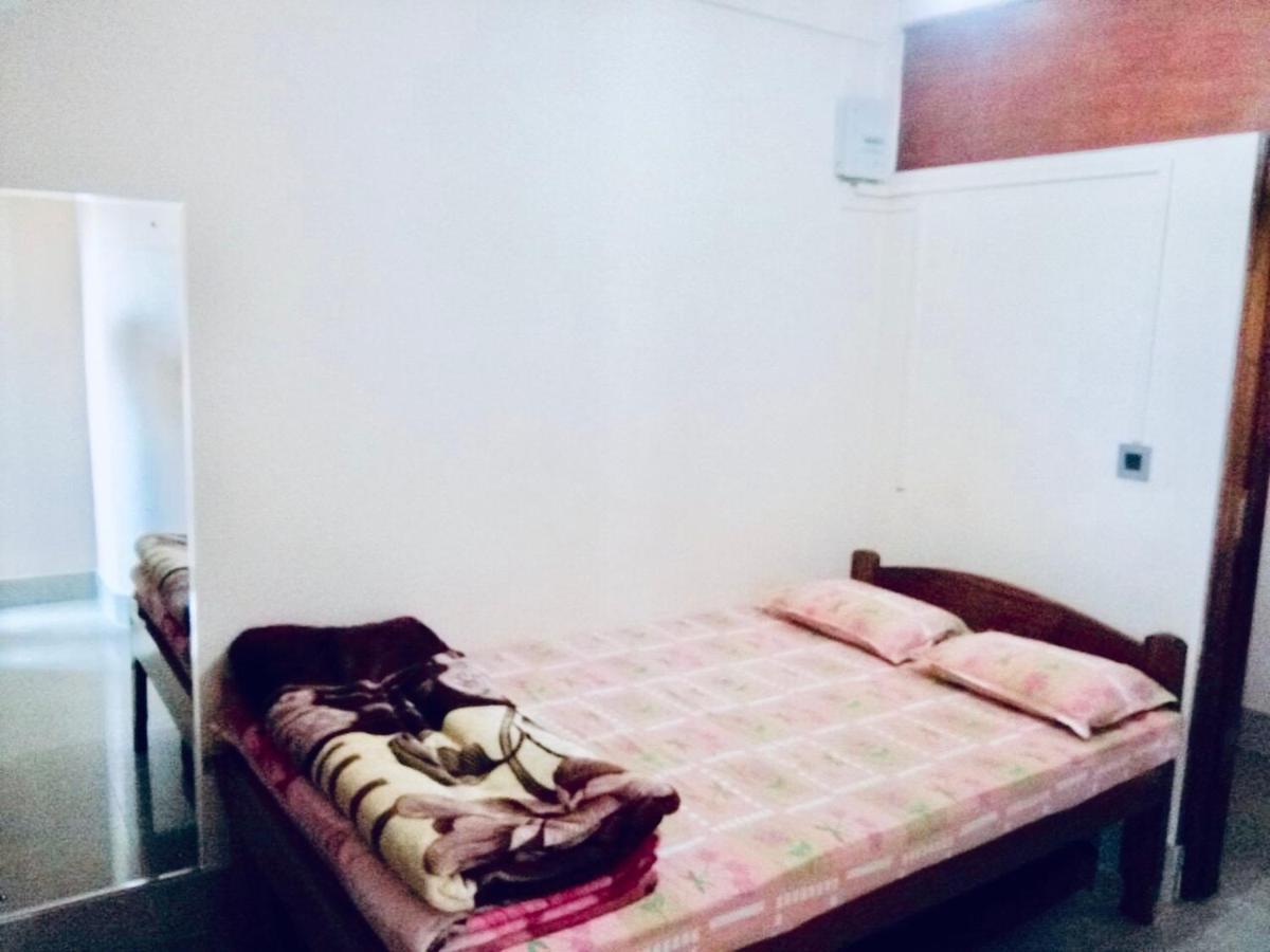 Homestay Pine Hill *