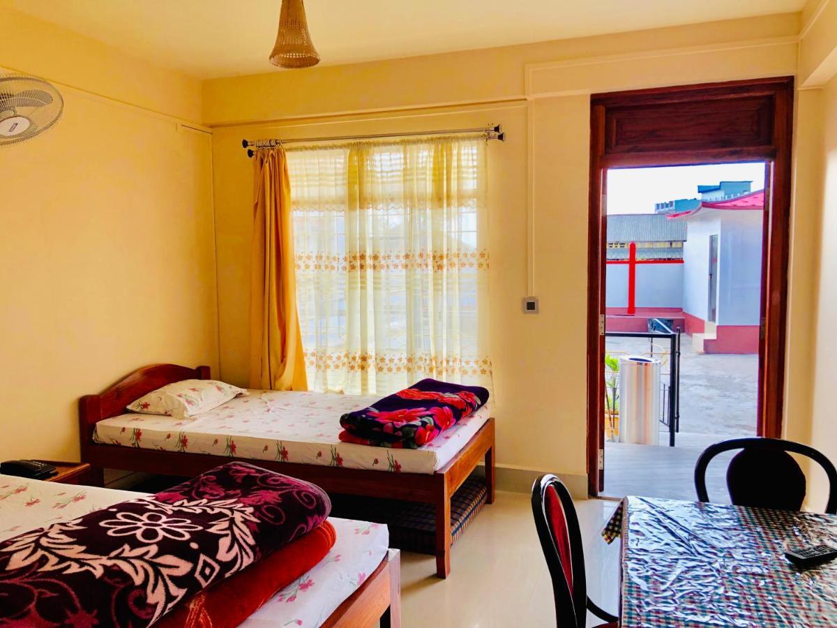 Homestay Pine Hill *