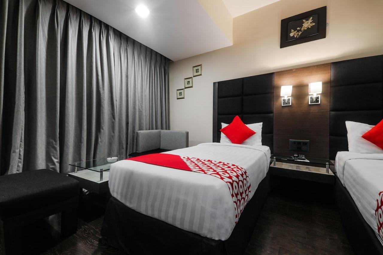 Alpine Continental Hotel Shillong
