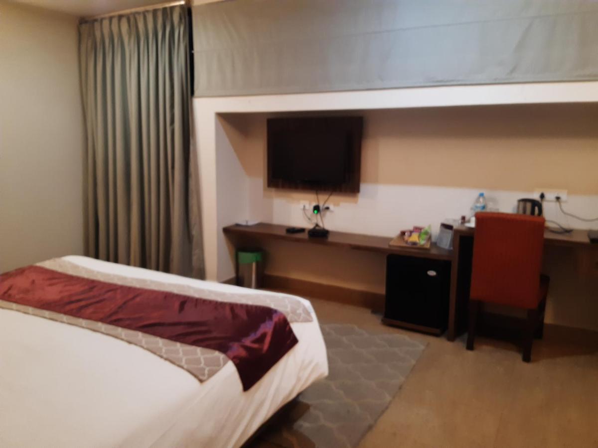 Poinisuk Hotel Shillong