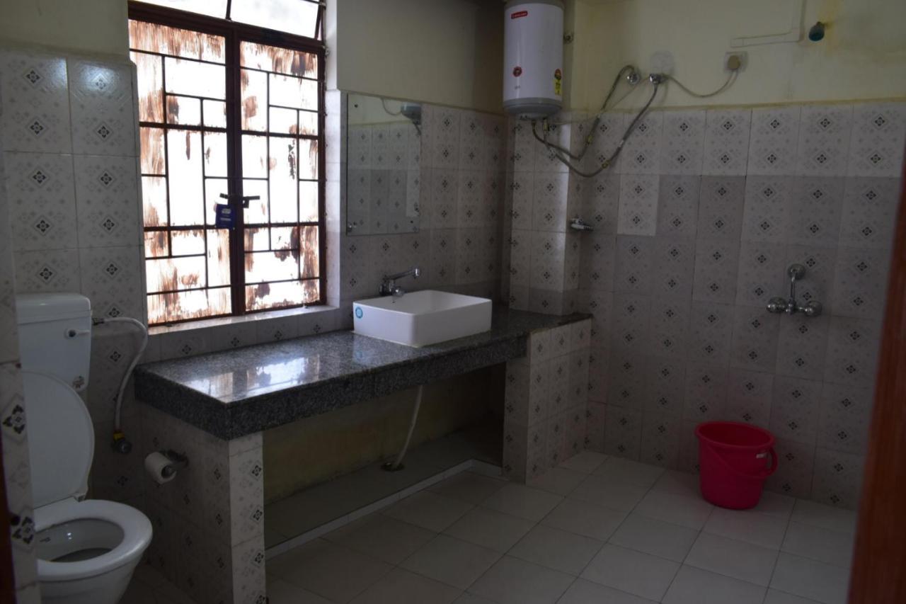 Hotel Travellers Shillong