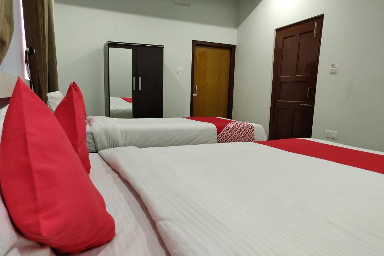 Oyo 45654 Saw Aiom Residency
