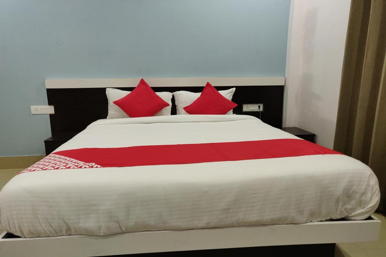 Oyo 45654 Saw Aiom Residency Hotel