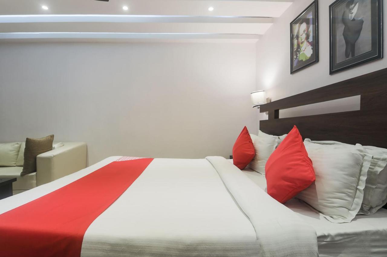 Capital O 6645 Sapphire Hotel 3*