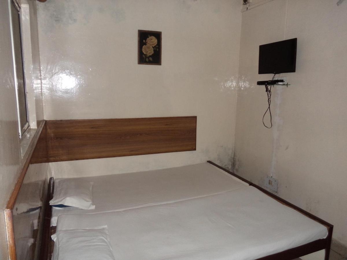 Hotel Embassy 3*